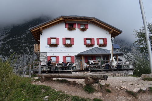 Rifugio Carestiato, just before the clouds covered it