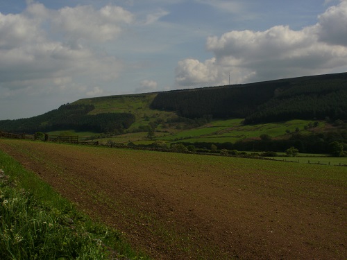 Just off the quiet road to my accommodation at Chop Gate