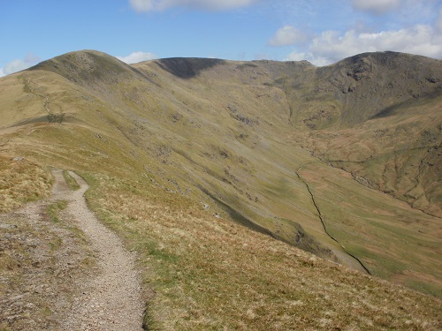 The main path just below Great Rigg's summit and onwards towards Fairfield