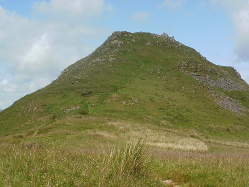 Approaching the summit of Steel Knotts