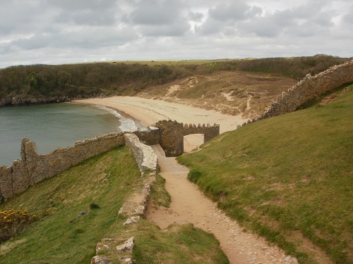 The lovely beach at Barafundle Bay