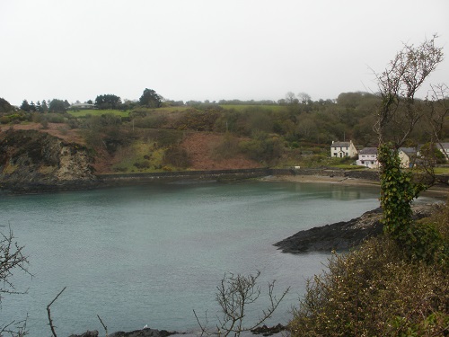 Nearing the small Hamlet of Cwm-yr-Eglwys