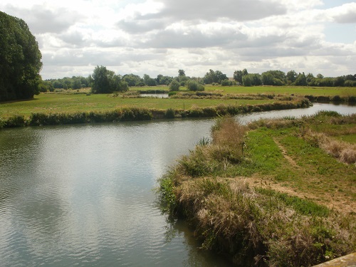 The meandering River Thames