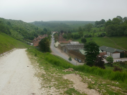 Looking back down leaving Thixendale